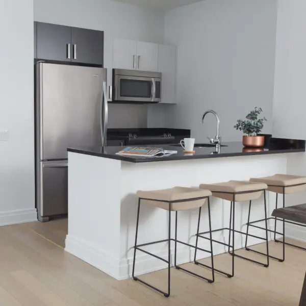 1 Bedroom Deluxe – Kitchen