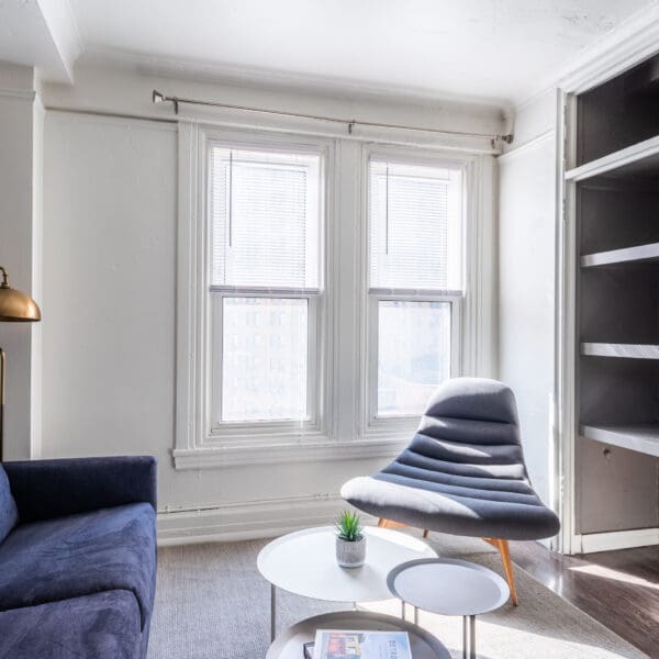 Briggs Houze - 114 W Adams Street