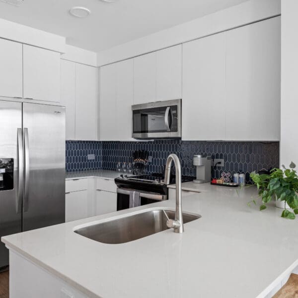 00003-514-805-Division-Street-Nashville