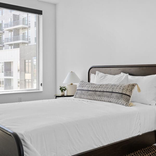 00003-520-805-Division-Street-Nashville