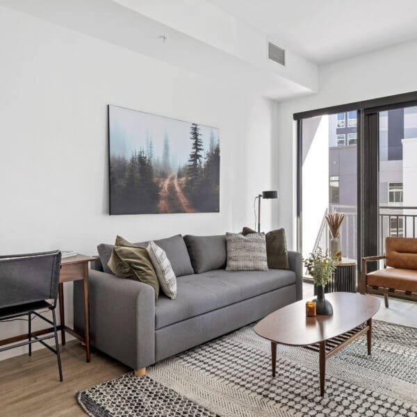 00009-514-805-Division-Street-Nashville