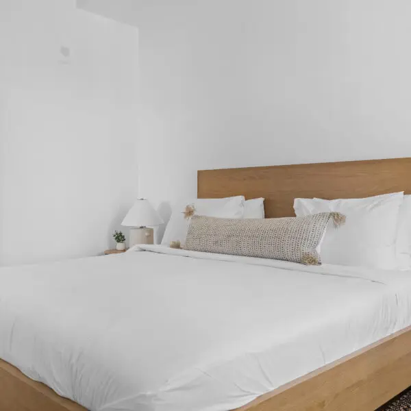 00039-520-805-Division-Street-Nashville