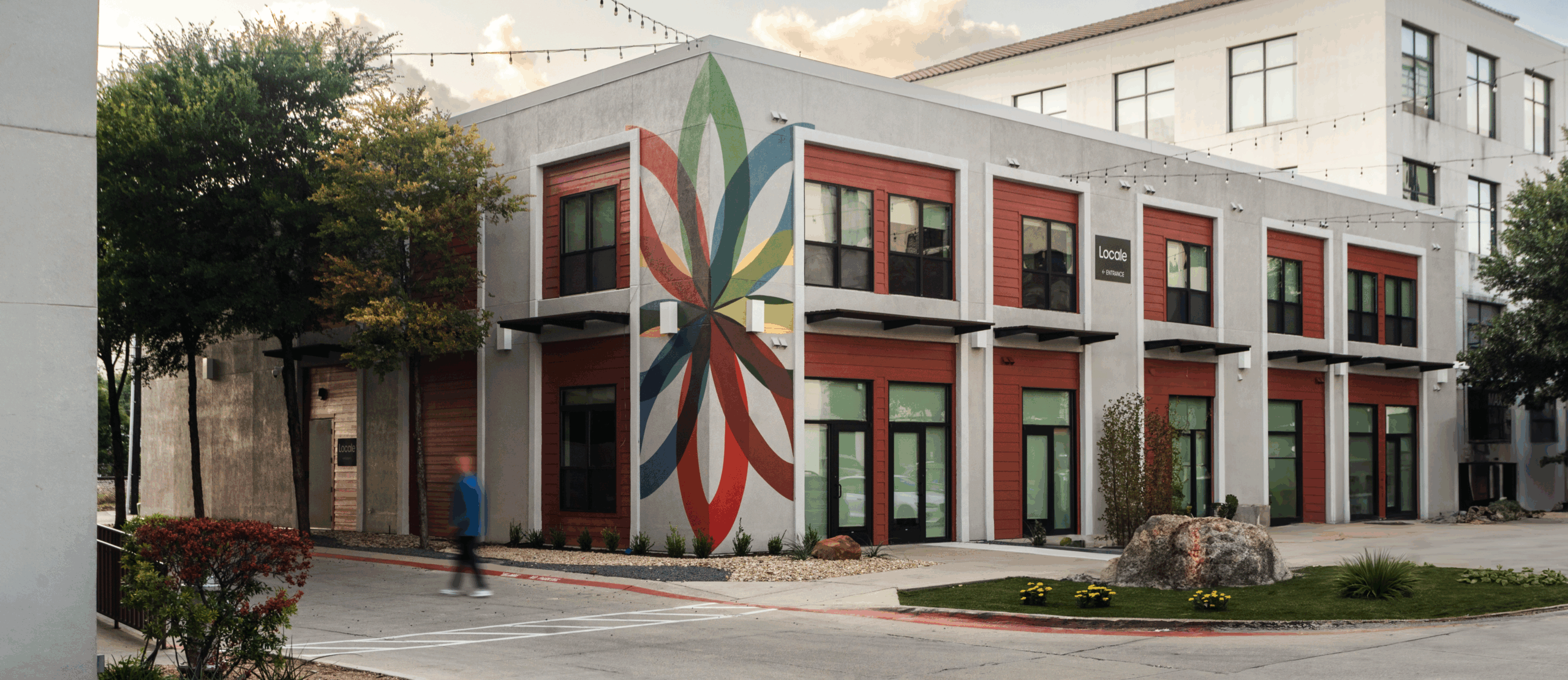 Locale Fort Worth Building 2