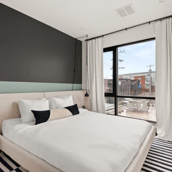 918_Main_St_303_int_20