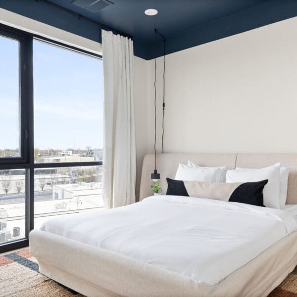 918_Main_St_501_int_18