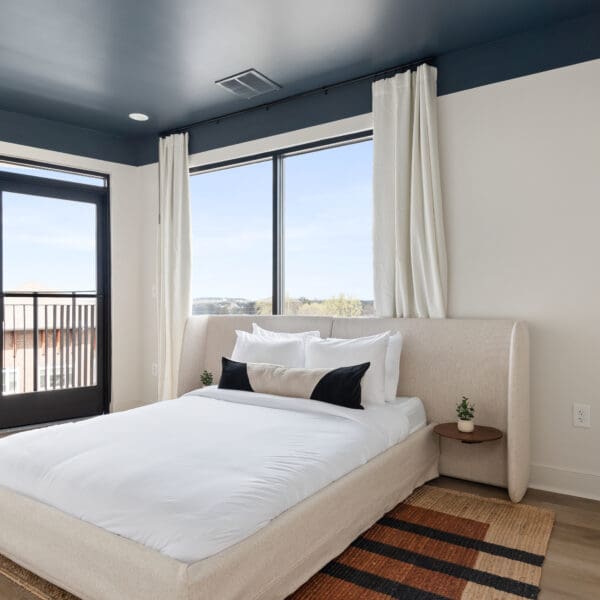 918_Main_St_501_int_24